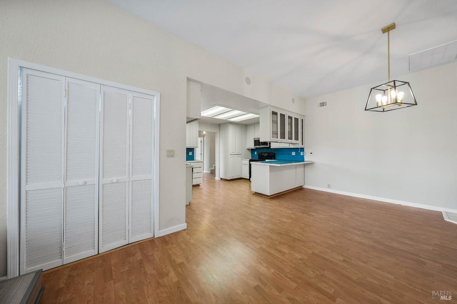 Detail Gallery Image 8 of 38 For 1046 Adams St, Lakeport,  CA 95453 - 3 Beds | 2 Baths