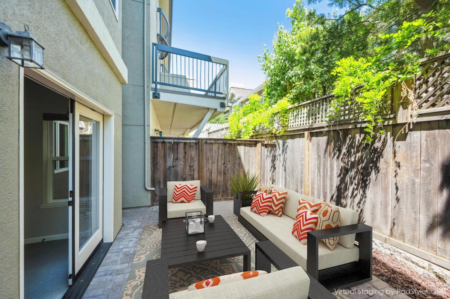 Detail Gallery Image 28 of 36 For 649 1st St #5,  Sonoma,  CA 95476 - 3 Beds | 3 Baths