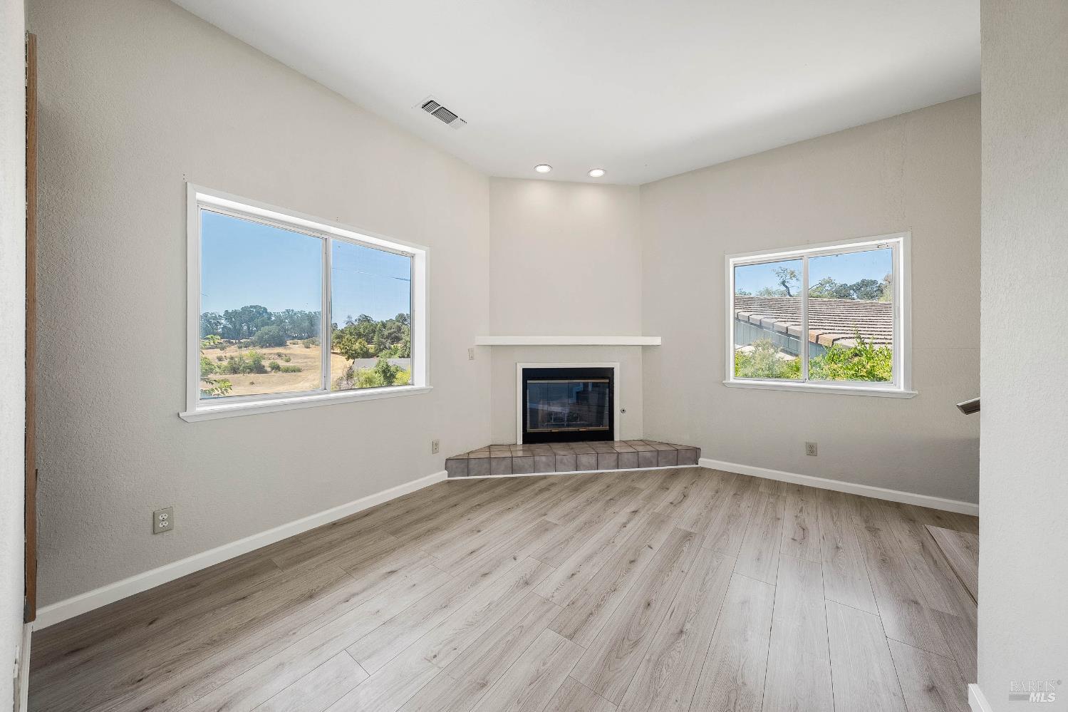 Detail Gallery Image 23 of 38 For 1046 Adams St, Lakeport,  CA 95453 - 3 Beds | 2 Baths