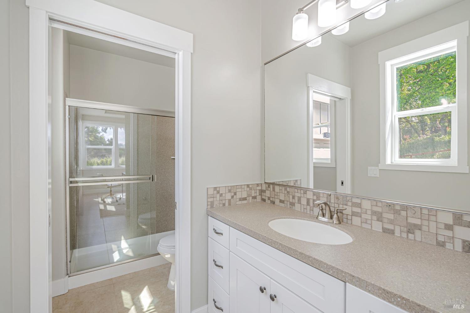 Detail Gallery Image 37 of 59 For 12 Rose Ct, Novato,  CA 94945 - 4 Beds | 4/1 Baths