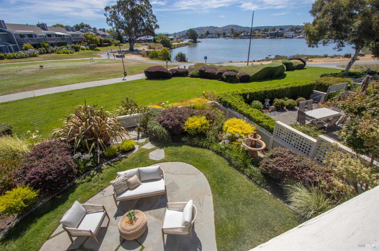 Detail Gallery Image 24 of 46 For 47 Elizabeth Cir, Greenbrae,  CA 94904 - 3 Beds | 2/1 Baths