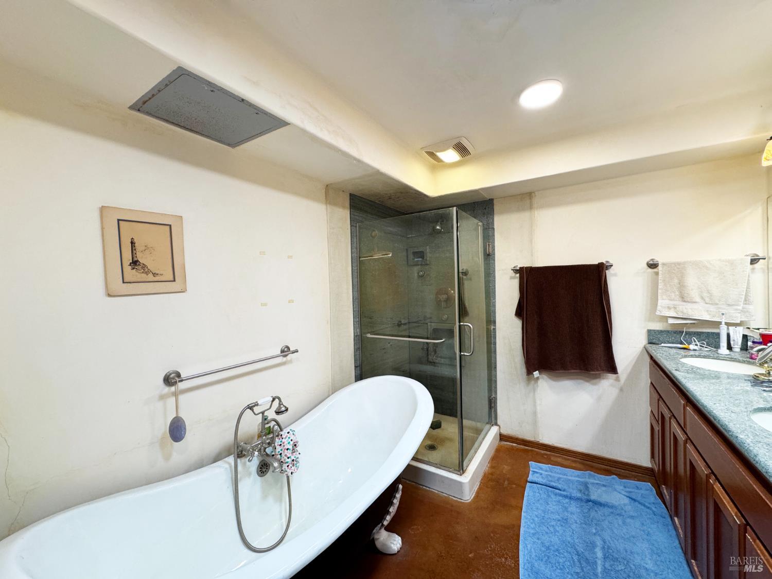 Detail Gallery Image 18 of 47 For 2980 Flat Rock Rd, Garberville,  CA 95542 - 3 Beds | 2 Baths