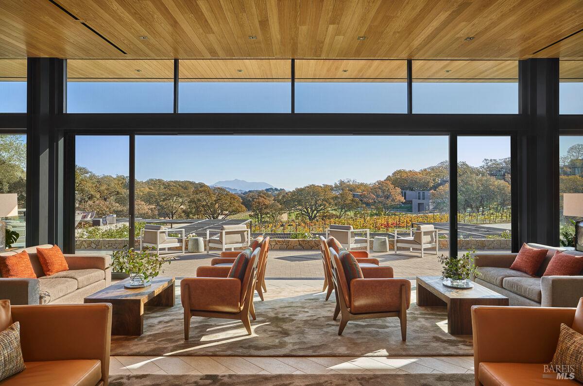 Detail Gallery Image 22 of 22 For 165 Sw Sycamore Ct, Healdsburg,  CA 95448 - 5 Beds | 6/1 Baths
