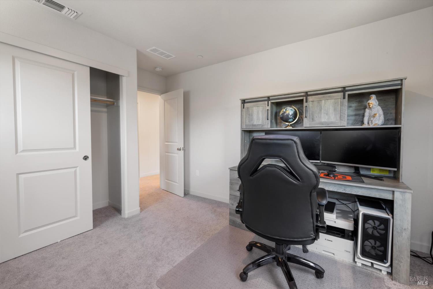 Detail Gallery Image 18 of 33 For 128 Clownfish St, Suisun City,  CA 94585 - 3 Beds | 2/1 Baths