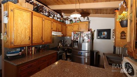 Detail Gallery Image 8 of 18 For 10709 Paradise Ct, Kelseyville,  CA 95451 - 2 Beds | 1 Baths