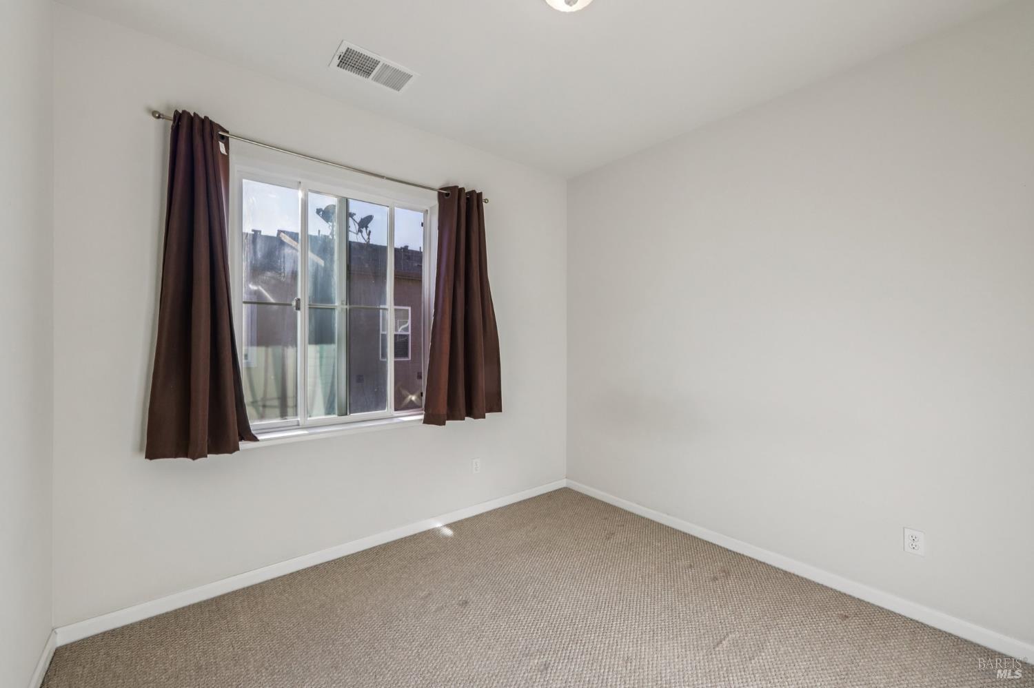 Detail Gallery Image 21 of 35 For 2717 10th St, San Pablo,  CA 94806 - 3 Beds | 2/1 Baths