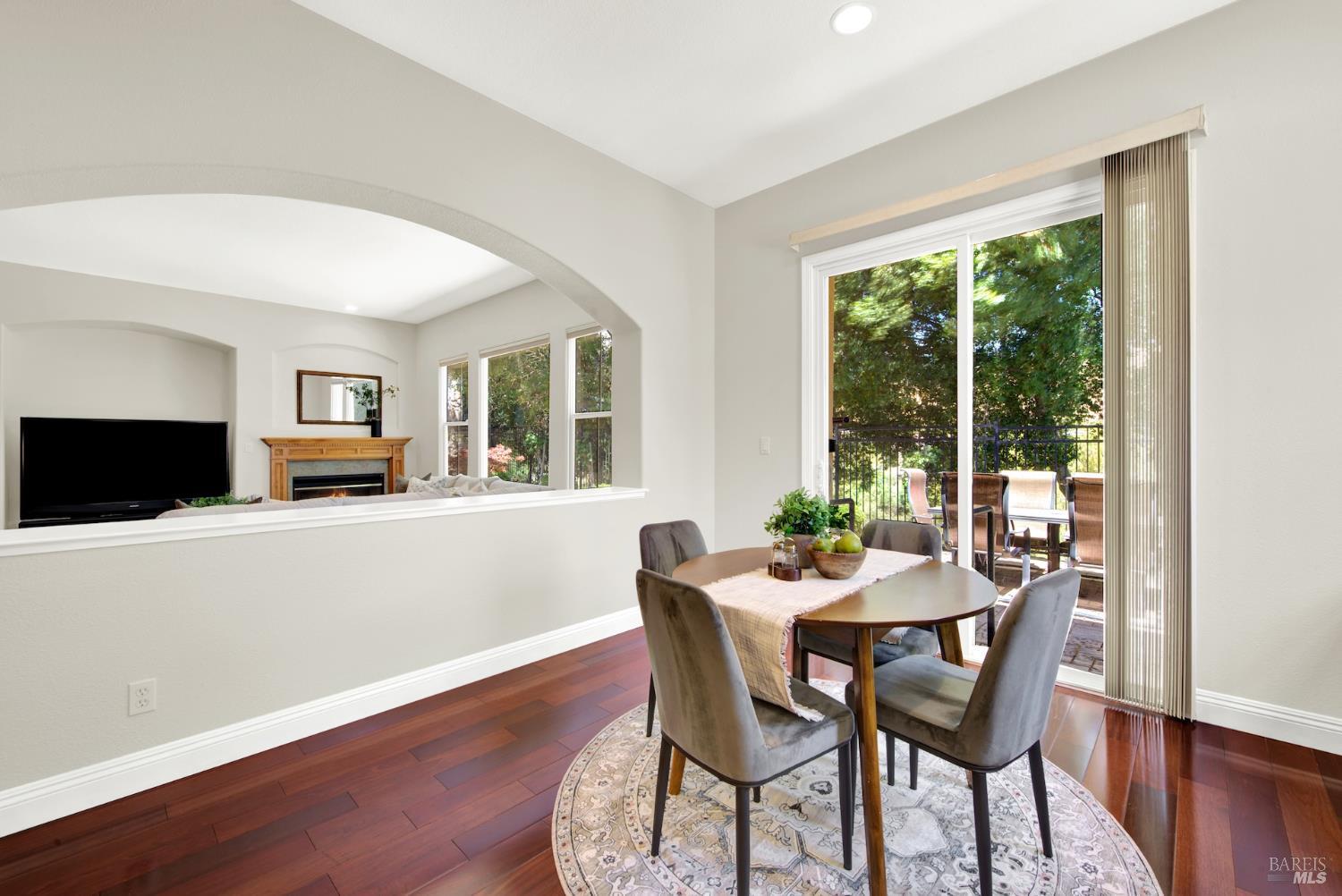 Detail Gallery Image 31 of 77 For 1240 Wildwing Ln, Vallejo,  CA 94591 - 4 Beds | 3/1 Baths