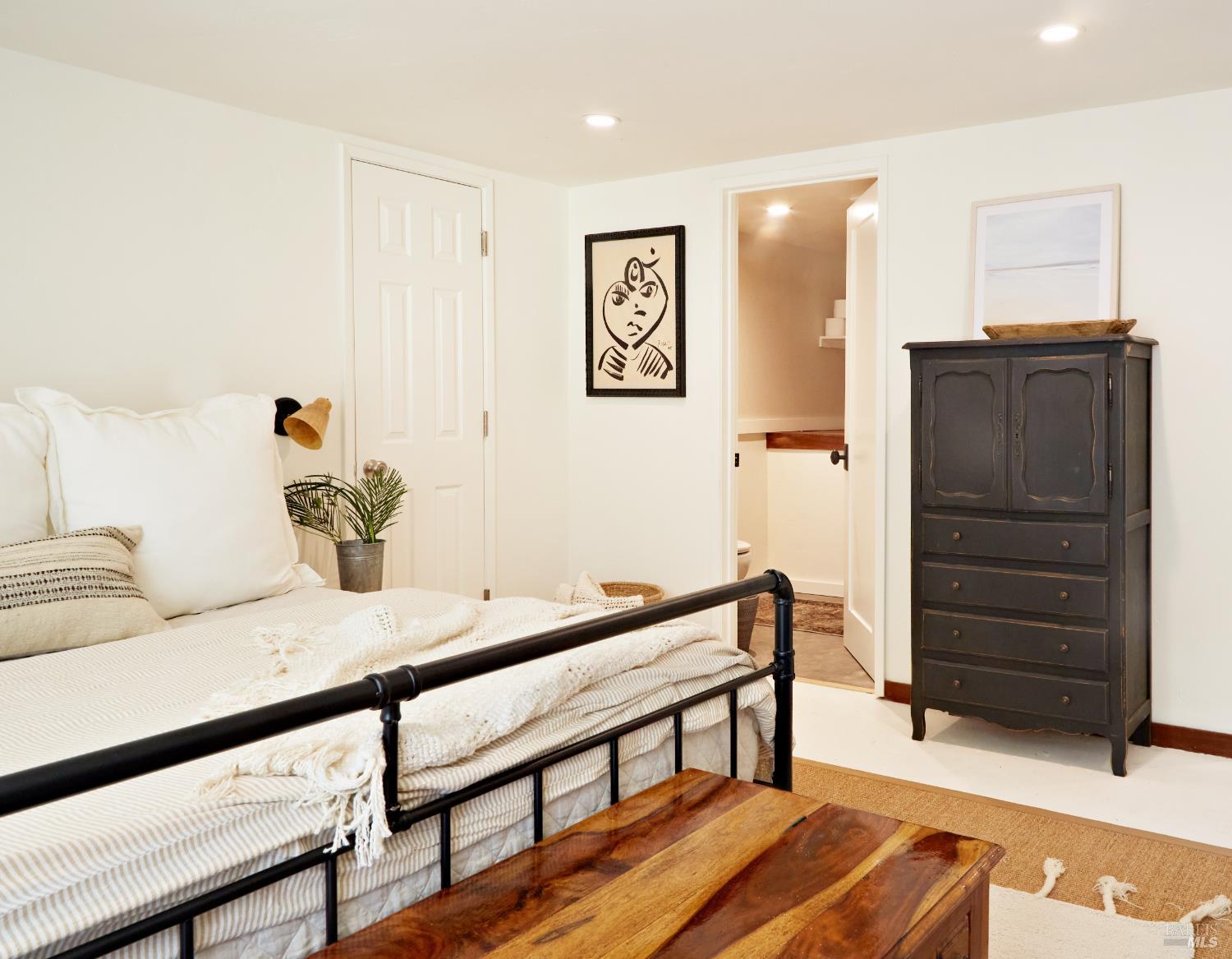 Detail Gallery Image 31 of 49 For 1251 University Rd, Hopland,  CA 95449 - 4 Beds | 2/1 Baths