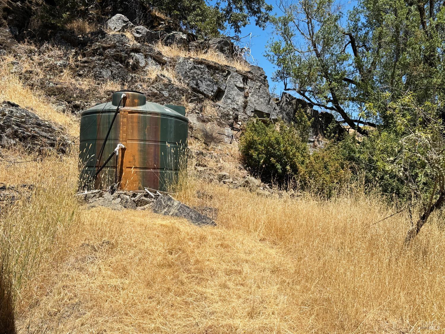 Detail Gallery Image 36 of 47 For 2980 Flat Rock Rd, Garberville,  CA 95542 - 3 Beds | 2 Baths