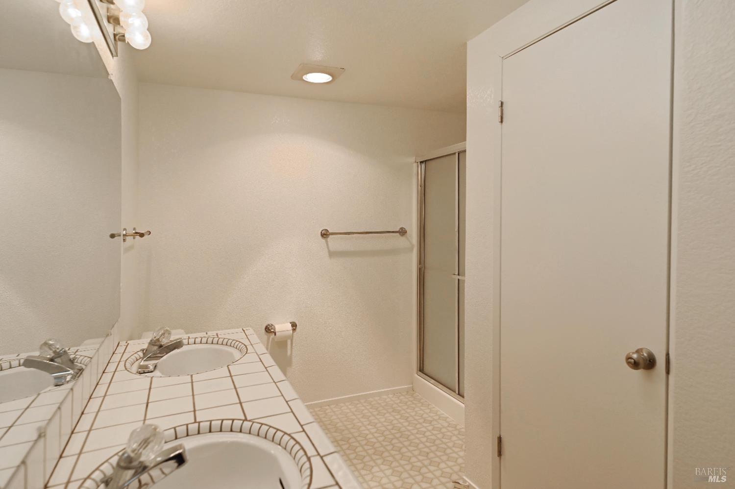 Detail Gallery Image 27 of 40 For 135 Pecan Ct, Vallejo,  CA 94589 - 4 Beds | 3 Baths