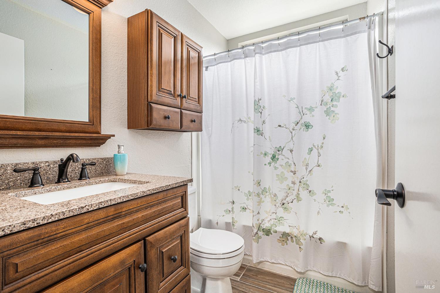 Detail Gallery Image 23 of 29 For 100 Bear Cove Ct, Vallejo,  CA 94591 - 3 Beds | 2/1 Baths