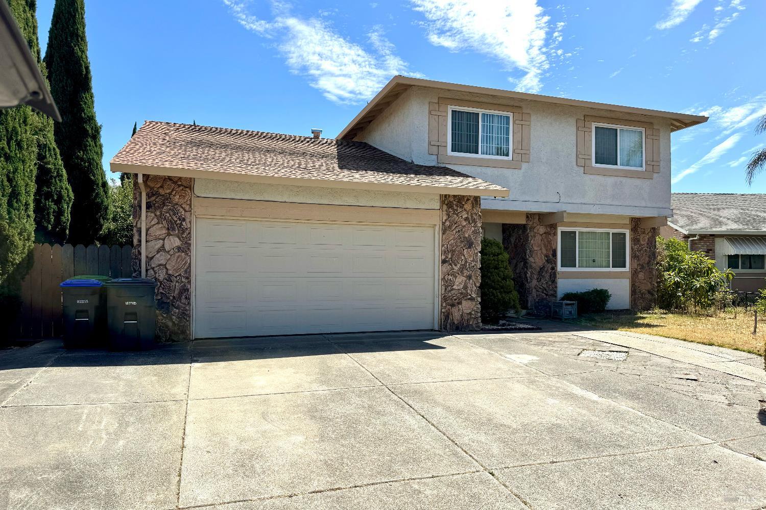 Detail Gallery Image 2 of 17 For 905 Canada Goose Dr, Suisun City,  CA 94585 - 4 Beds | 2/1 Baths