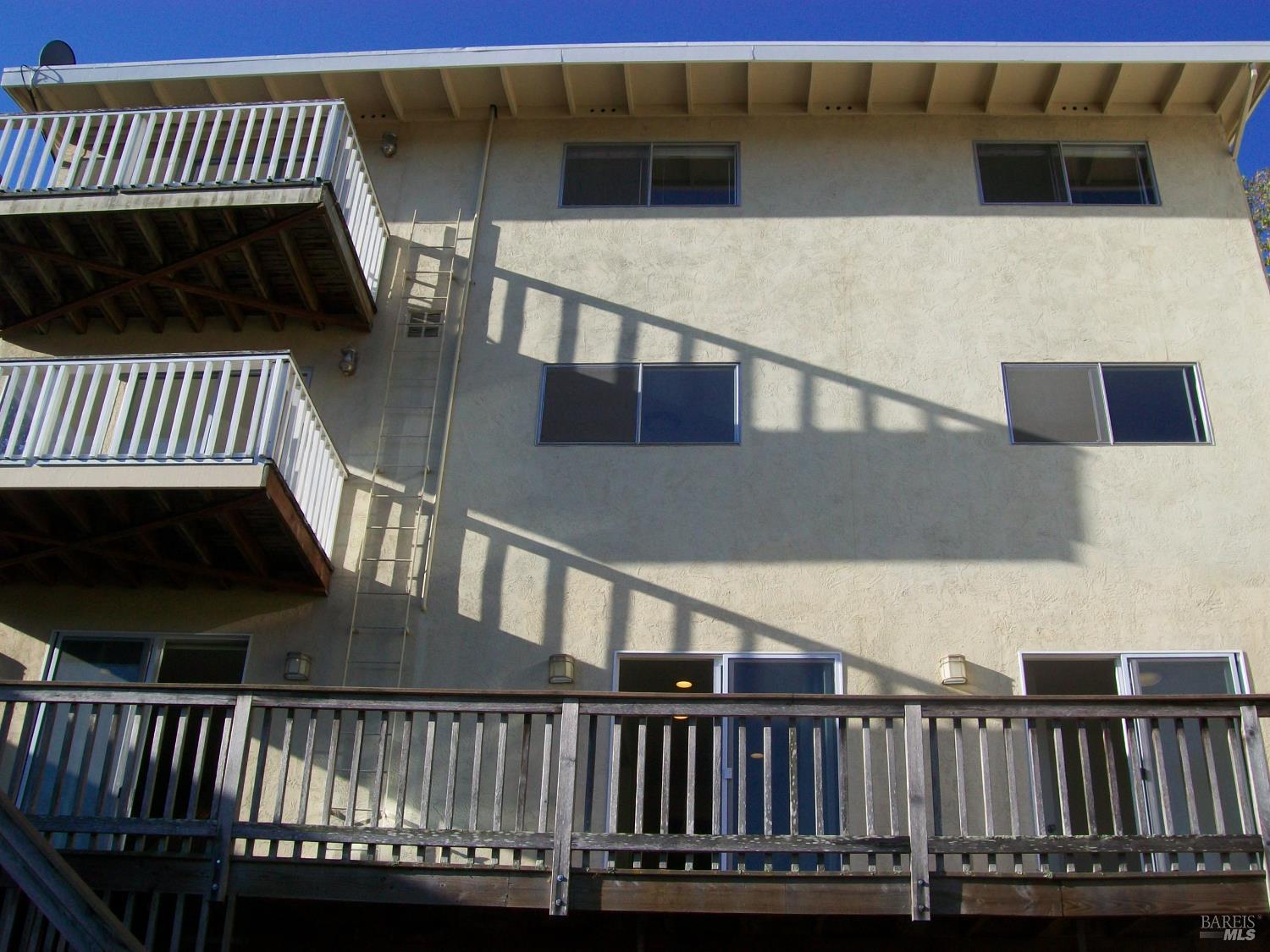 Detail Gallery Image 16 of 31 For 55 Bayo Vista Way, San Rafael,  CA 94901 - – Beds | – Baths