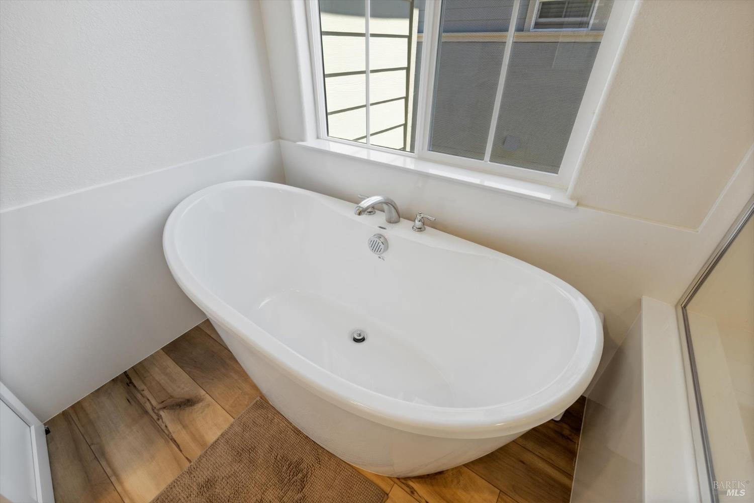 Detail Gallery Image 14 of 33 For 128 Clownfish St, Suisun City,  CA 94585 - 3 Beds | 2/1 Baths