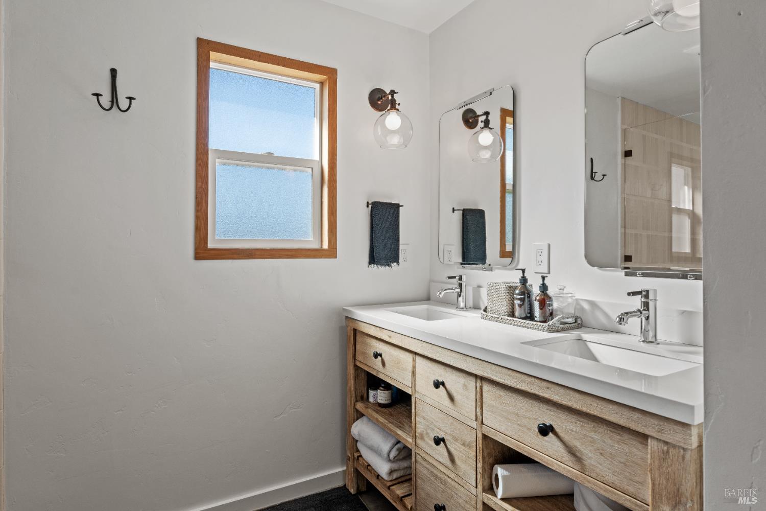 Detail Gallery Image 39 of 49 For 1251 University Rd, Hopland,  CA 95449 - 4 Beds | 2/1 Baths