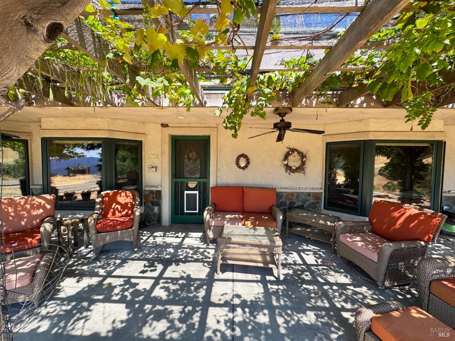 Detail Gallery Image 20 of 47 For 2980 Flat Rock Rd, Garberville,  CA 95542 - 3 Beds | 2 Baths