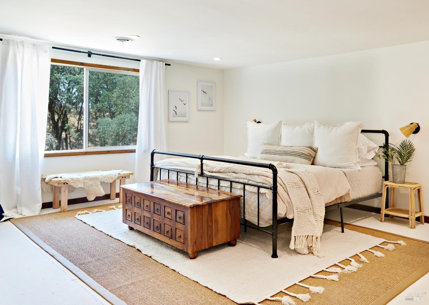 Detail Gallery Image 30 of 49 For 1251 University Rd, Hopland,  CA 95449 - 4 Beds | 2/1 Baths