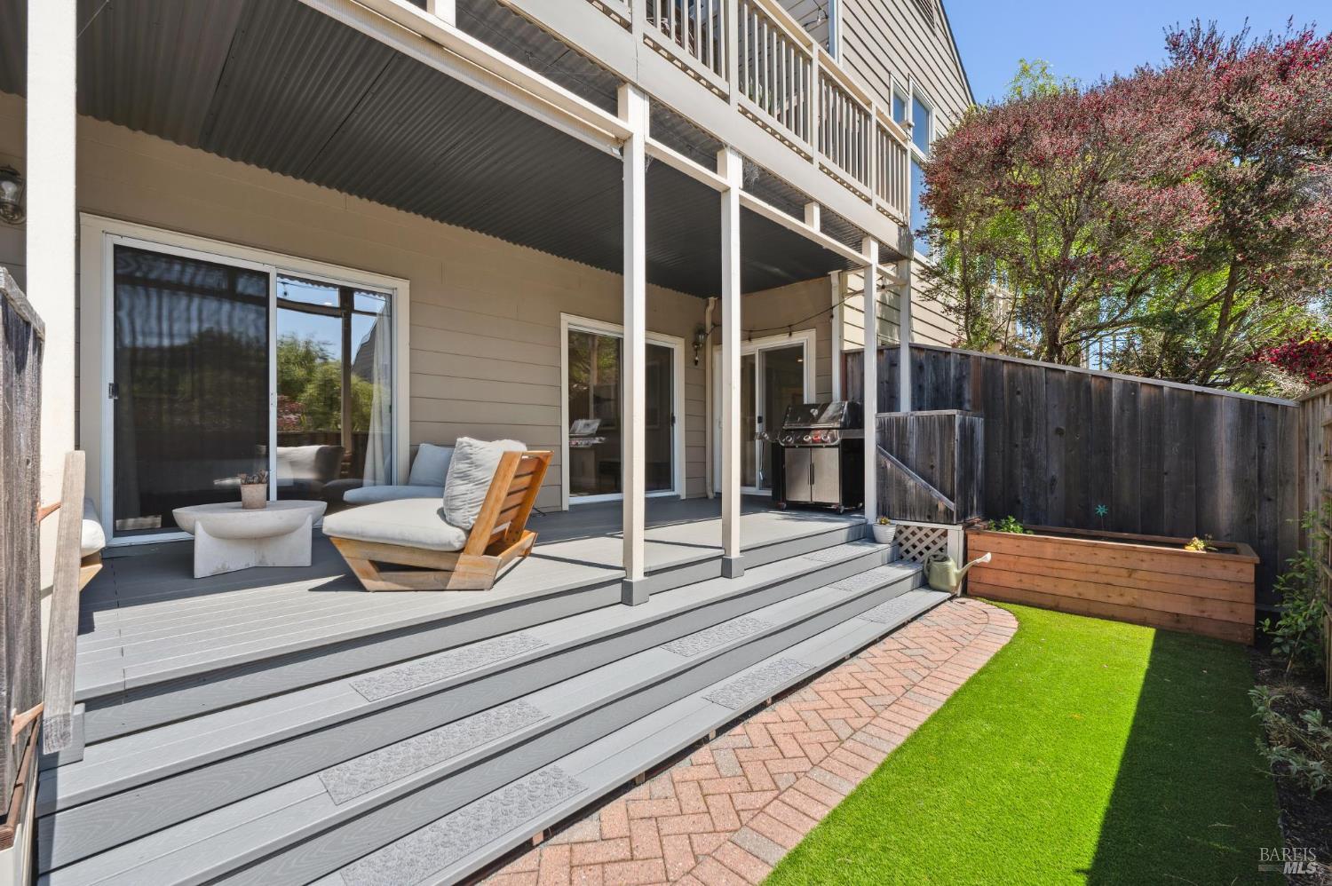 Detail Gallery Image 26 of 37 For 34 Creekside Ct, Corte Madera,  CA 94925 - 2 Beds | 2 Baths