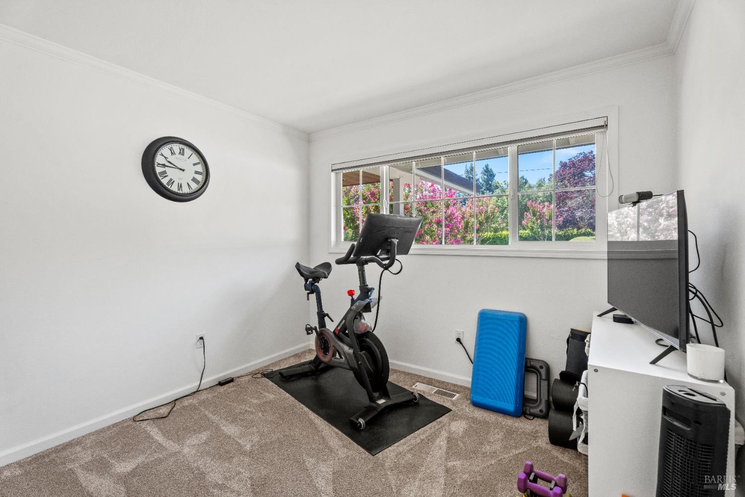 Detail Gallery Image 20 of 25 For 940 Bel Arbres Dr, Redwood Valley,  CA 95470 - 4 Beds | 3 Baths