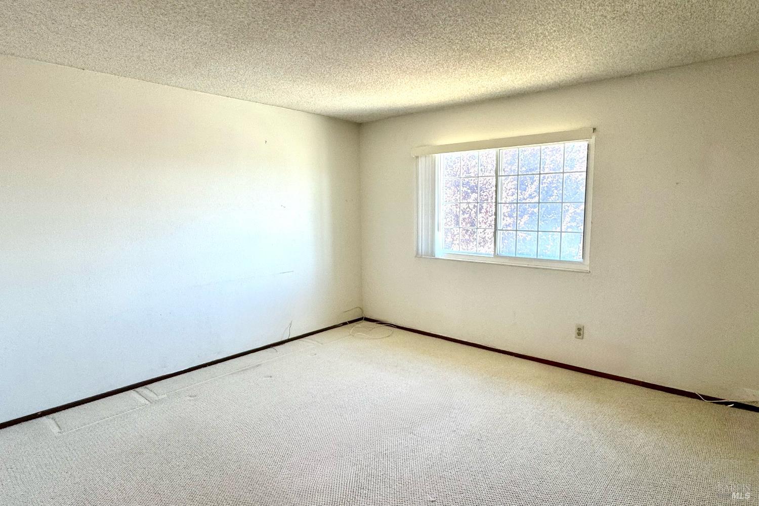 Detail Gallery Image 15 of 17 For 905 Canada Goose Dr, Suisun City,  CA 94585 - 4 Beds | 2/1 Baths