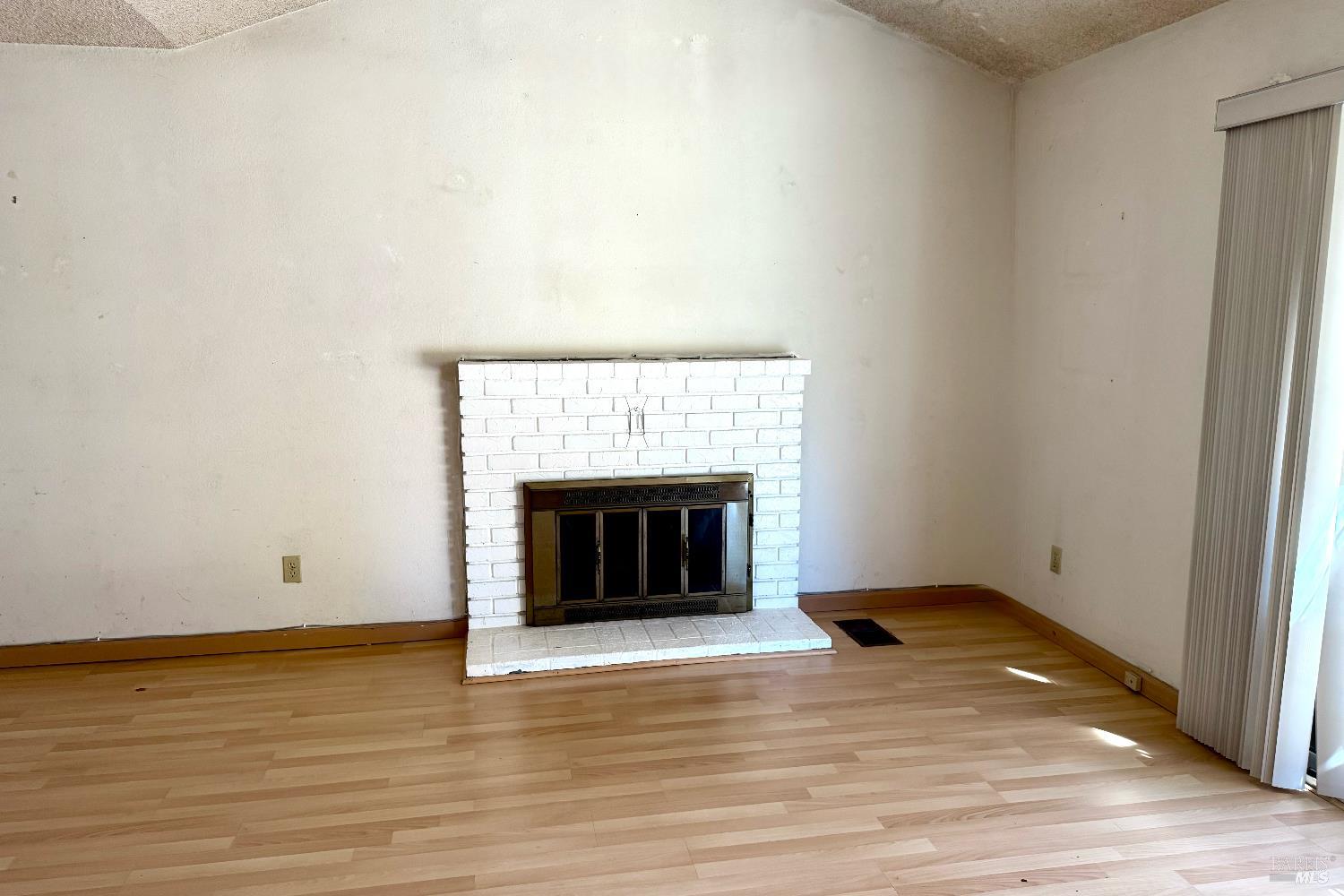 Detail Gallery Image 9 of 17 For 905 Canada Goose Dr, Suisun City,  CA 94585 - 4 Beds | 2/1 Baths