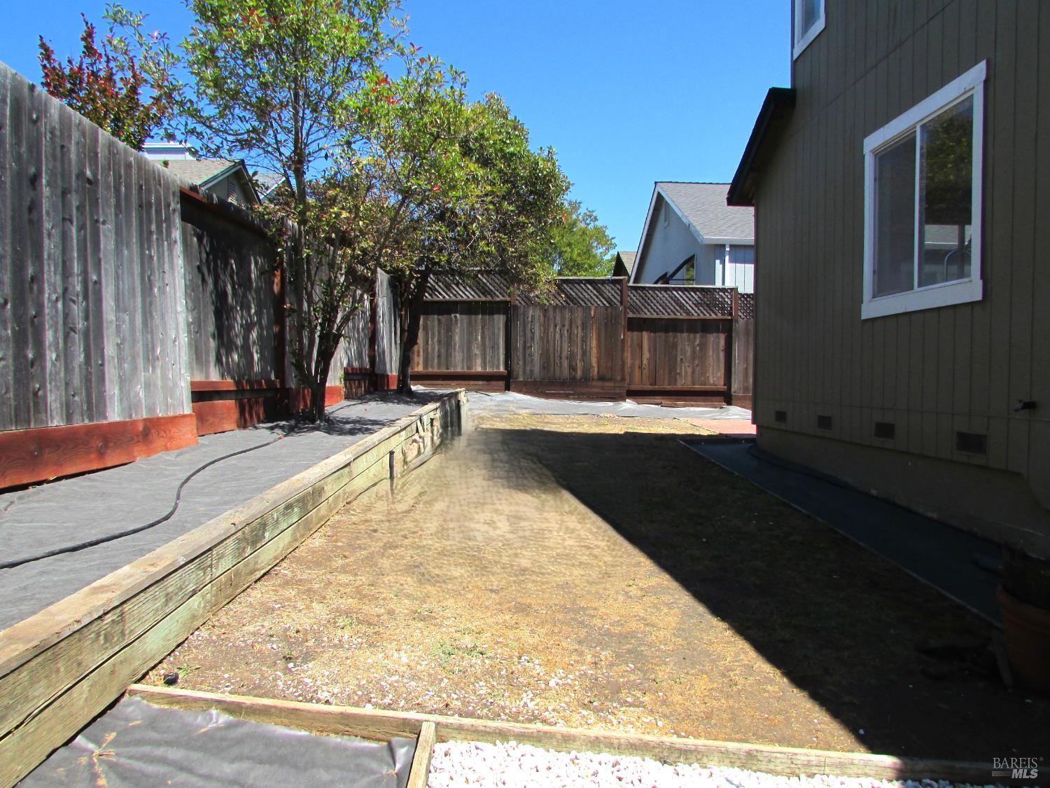 Detail Gallery Image 19 of 29 For 184 El Encanto Way, Santa Rosa,  CA 95409 - – Beds | – Baths