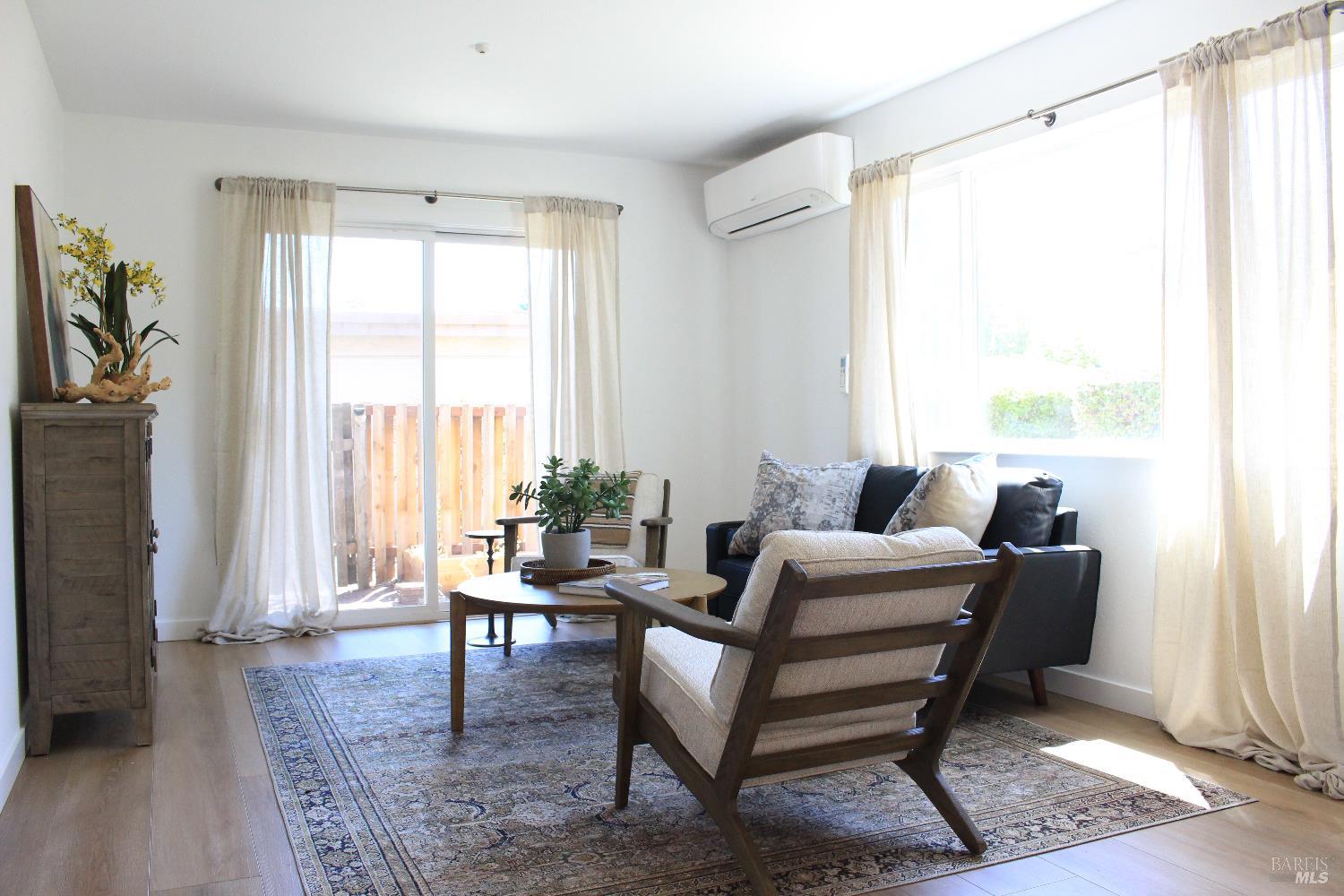 Detail Gallery Image 1 of 22 For 1347 Southwest Blvd #F,  Rohnert Park,  CA 94928 - 1 Beds | 1 Baths