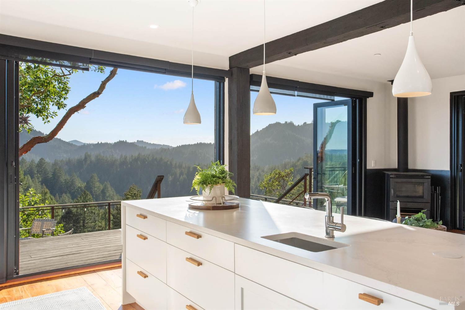 Detail Gallery Image 13 of 55 For 18200 Sweetwater Springs Rd, Guerneville,  CA 95446 - 3 Beds | 3 Baths