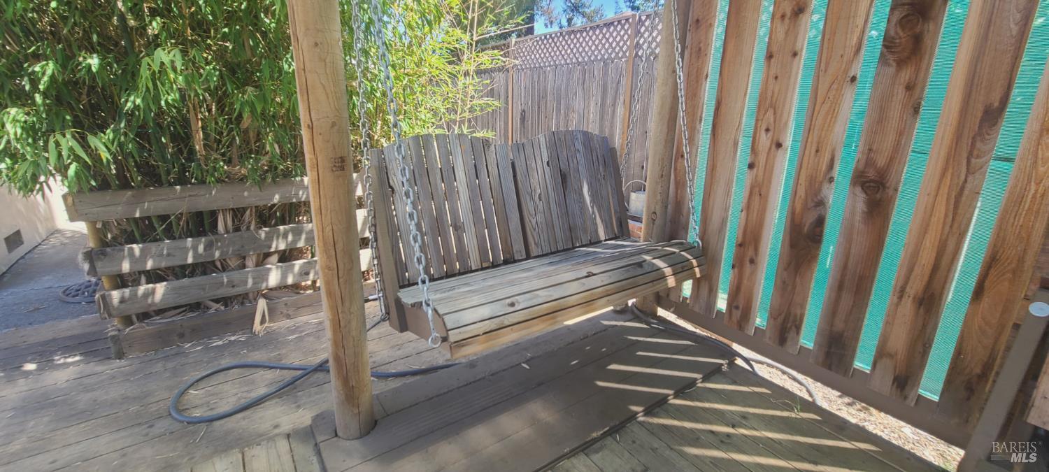 Detail Gallery Image 10 of 12 For 2420 Lomitas Ave, Santa Rosa,  CA 95404 - 4 Beds | 2 Baths
