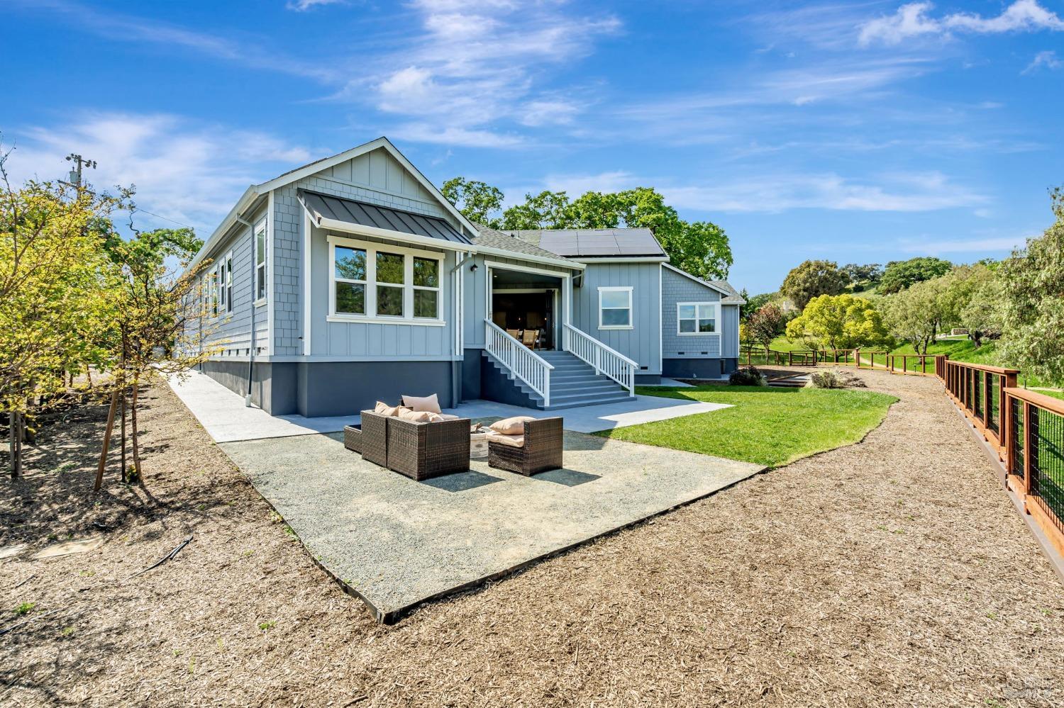 Detail Gallery Image 47 of 59 For 12 Rose Ct, Novato,  CA 94945 - 4 Beds | 4/1 Baths
