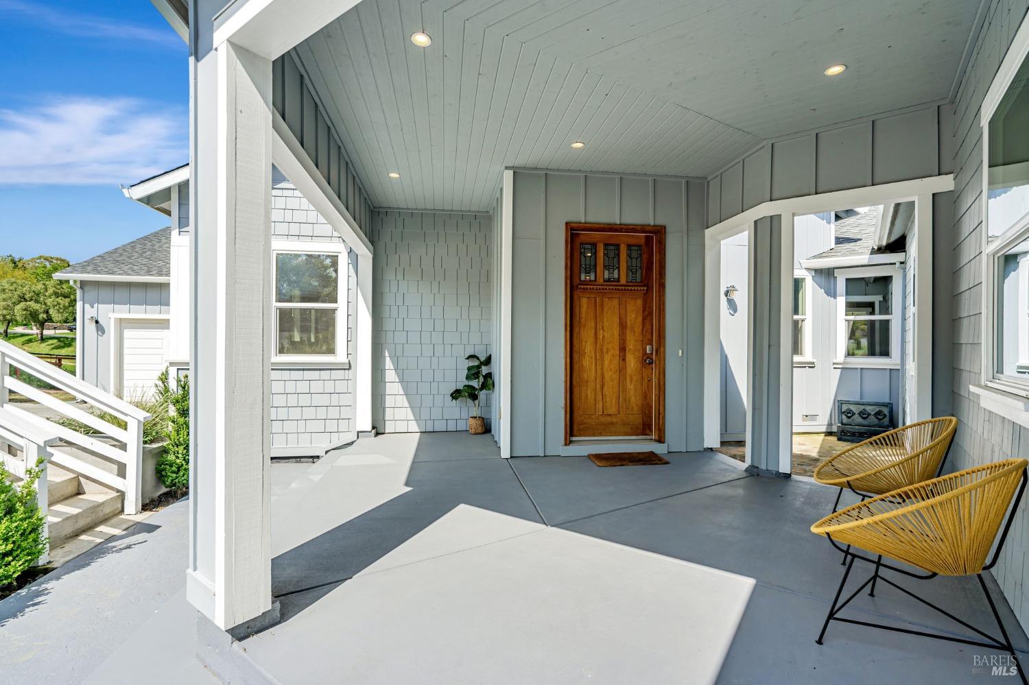 Detail Gallery Image 3 of 59 For 12 Rose Ct, Novato,  CA 94945 - 4 Beds | 4/1 Baths