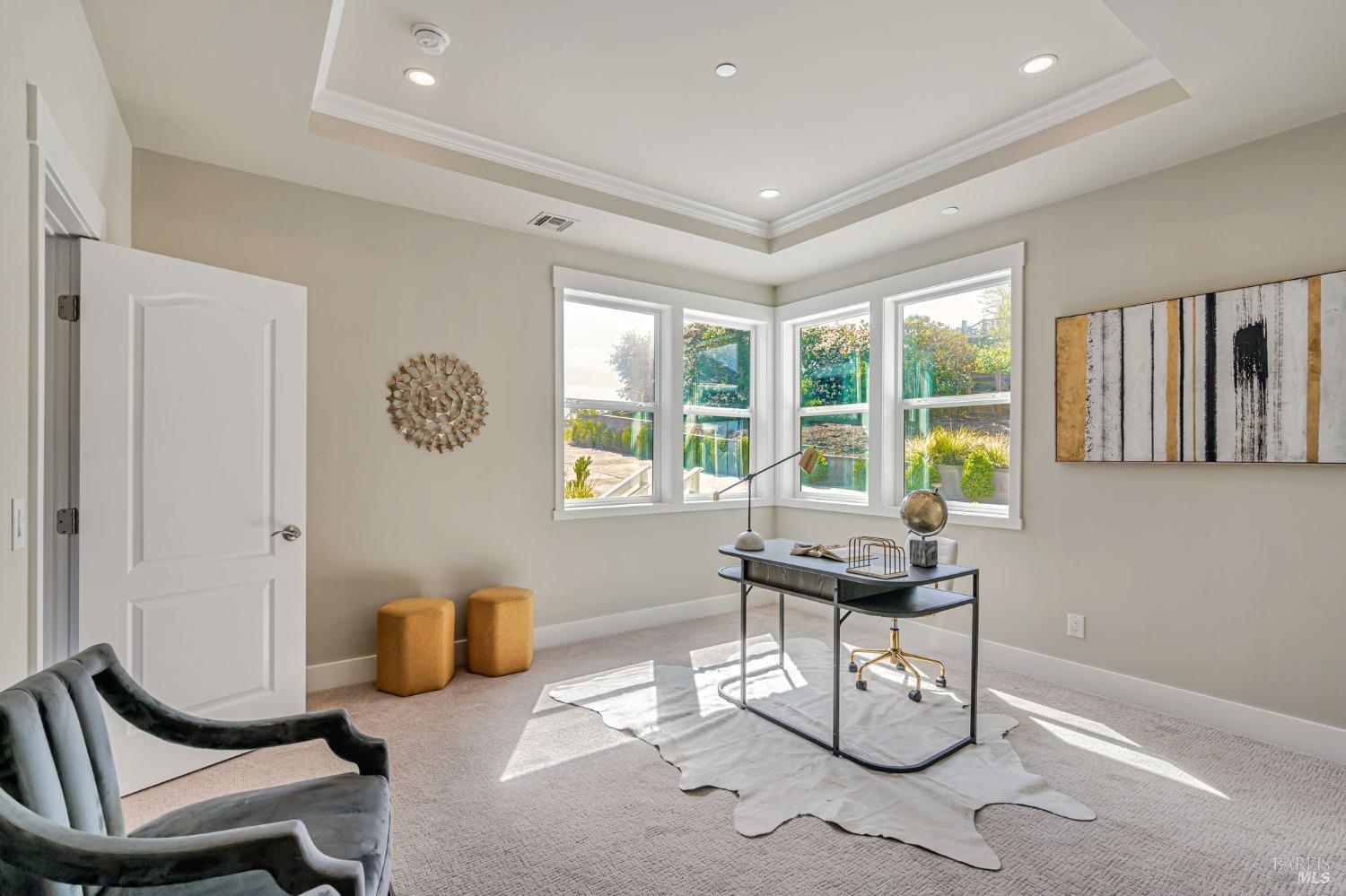 Detail Gallery Image 22 of 59 For 12 Rose Ct, Novato,  CA 94945 - 4 Beds | 4/1 Baths