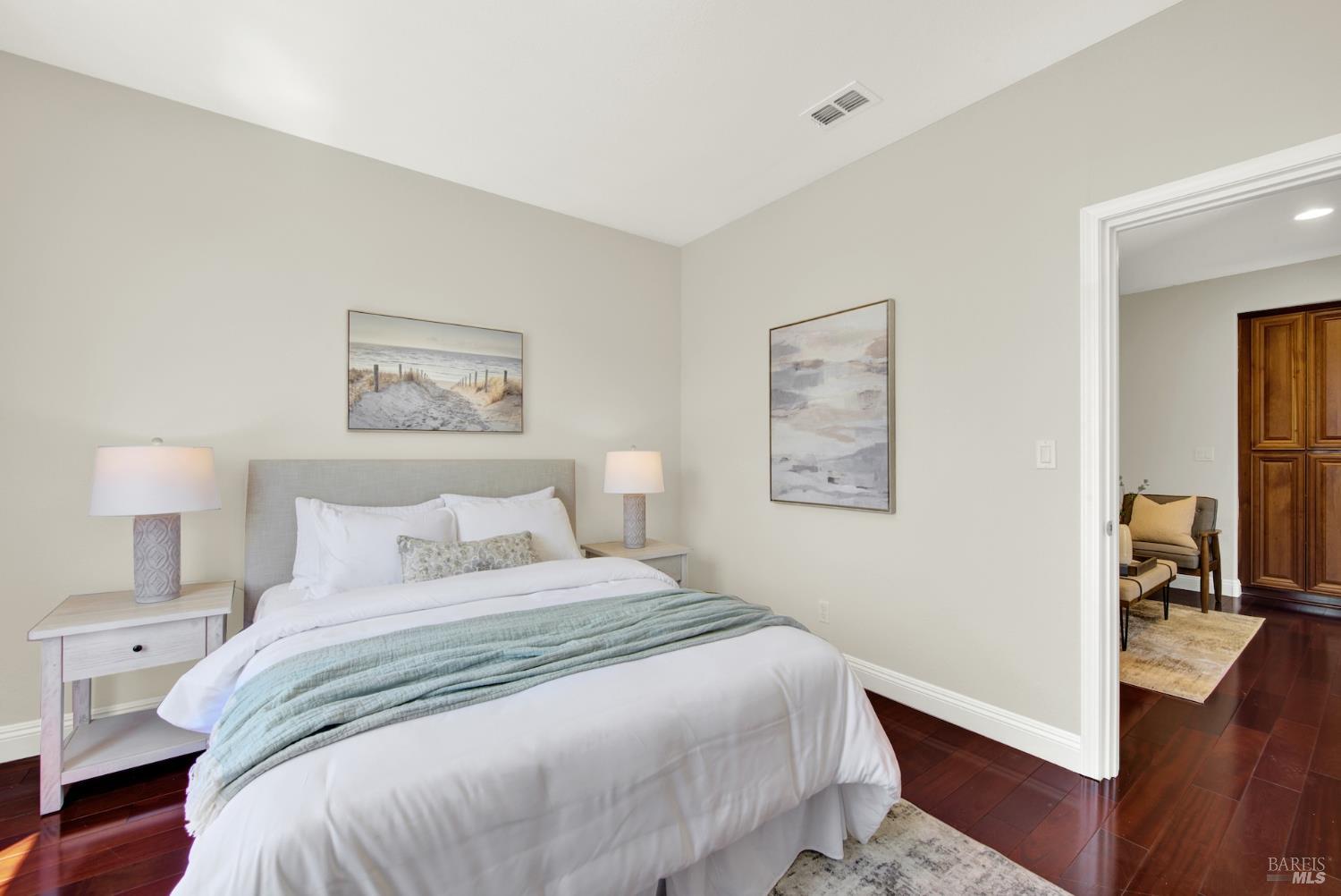 Detail Gallery Image 45 of 77 For 1240 Wildwing Ln, Vallejo,  CA 94591 - 4 Beds | 3/1 Baths