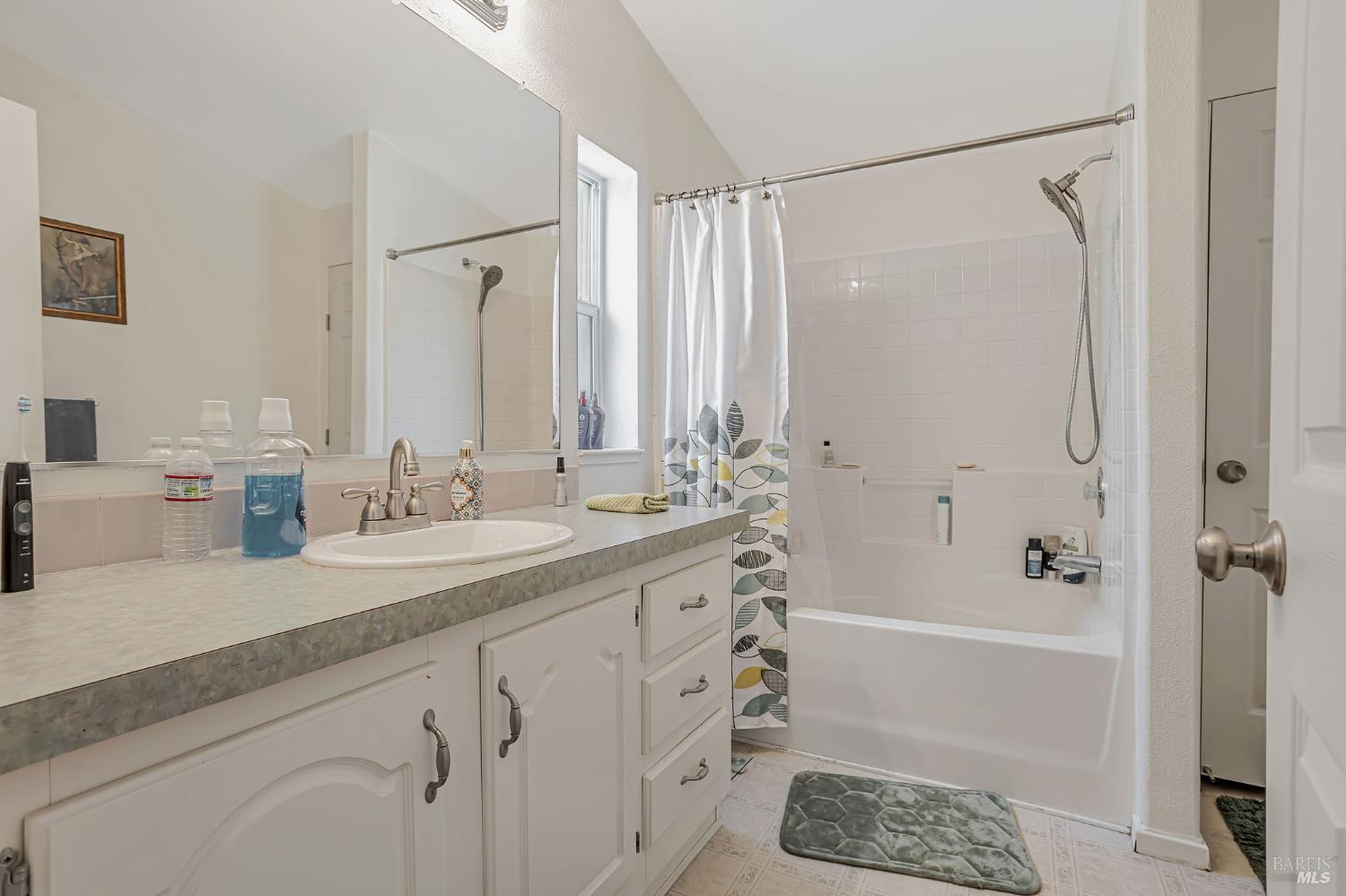 Detail Gallery Image 21 of 30 For 817 Corte Azul Ct, Rohnert Park,  CA 94928 - 4 Beds | 2 Baths