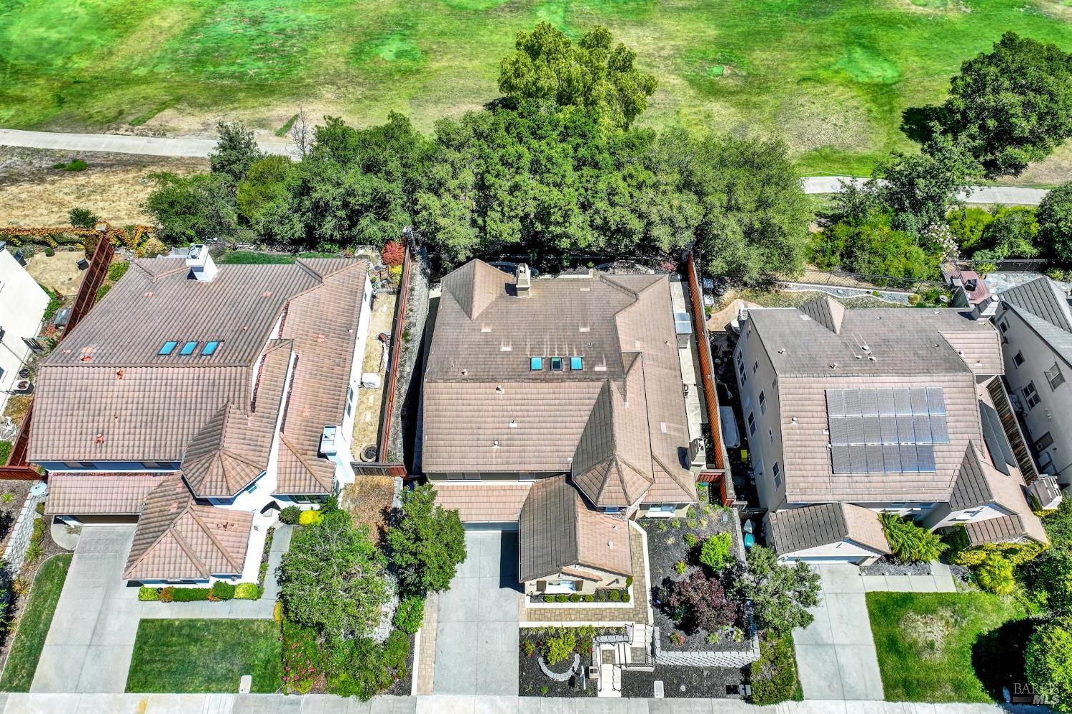 Detail Gallery Image 4 of 77 For 1240 Wildwing Ln, Vallejo,  CA 94591 - 4 Beds | 3/1 Baths