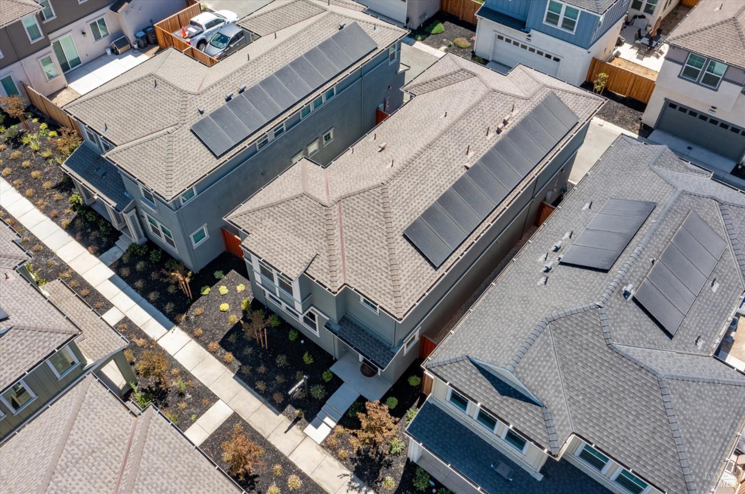 Detail Gallery Image 28 of 33 For 128 Clownfish St, Suisun City,  CA 94585 - 3 Beds | 2/1 Baths