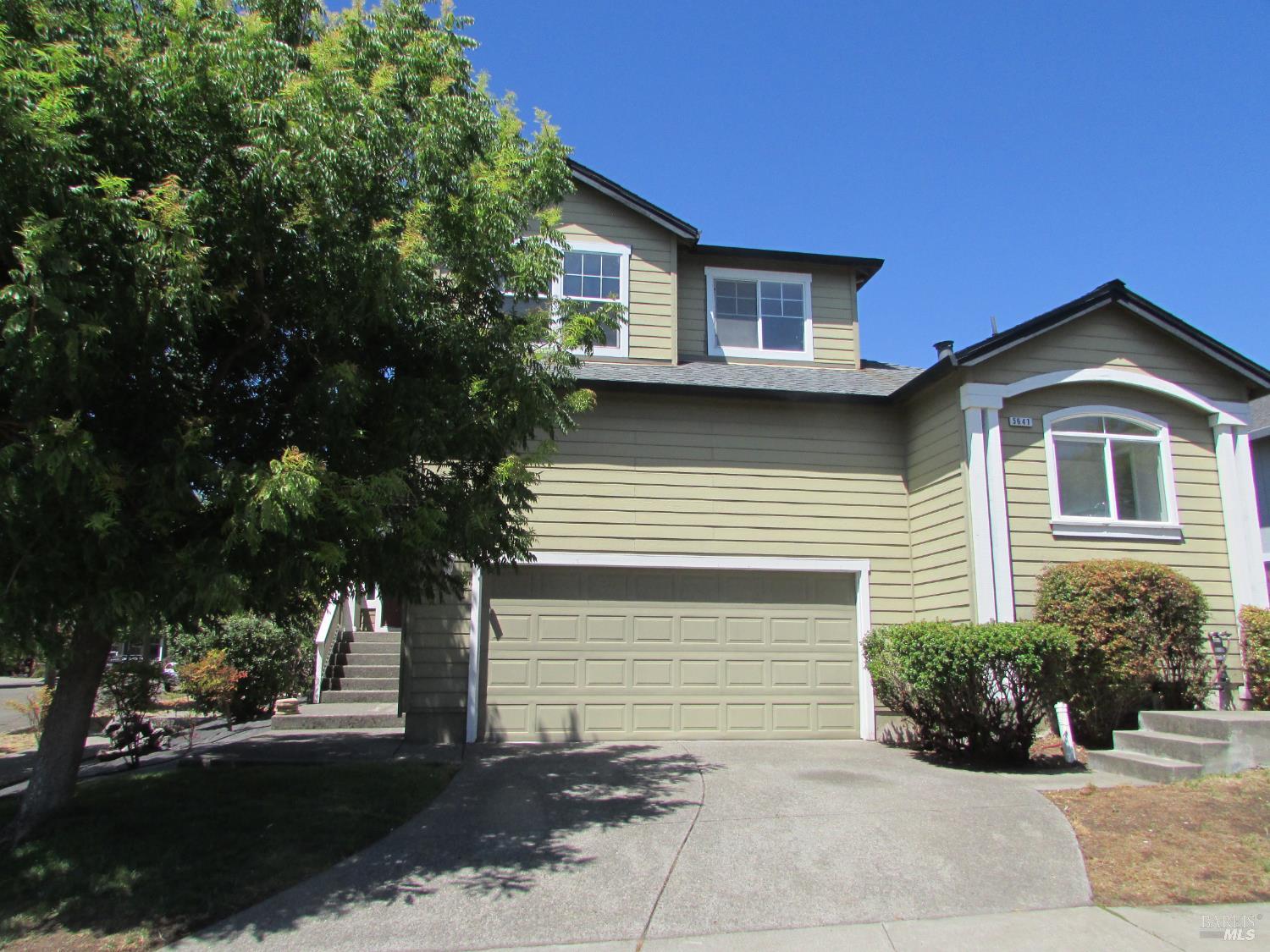 Detail Gallery Image 1 of 29 For 184 El Encanto Way, Santa Rosa,  CA 95409 - – Beds | – Baths