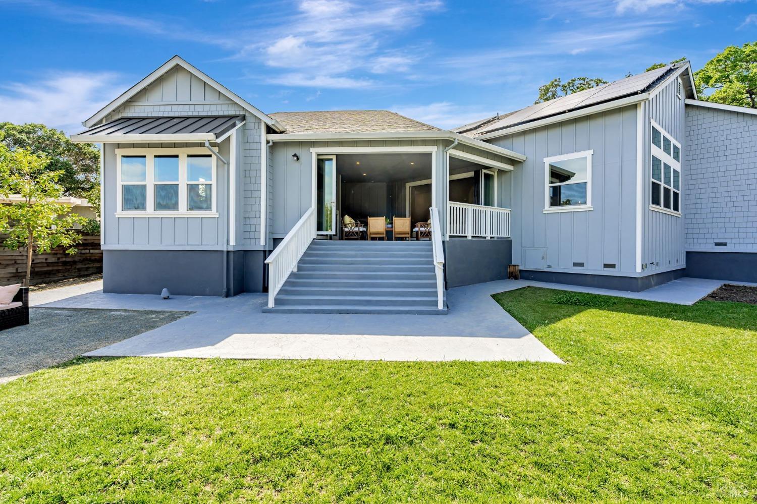 Detail Gallery Image 46 of 59 For 12 Rose Ct, Novato,  CA 94945 - 4 Beds | 4/1 Baths
