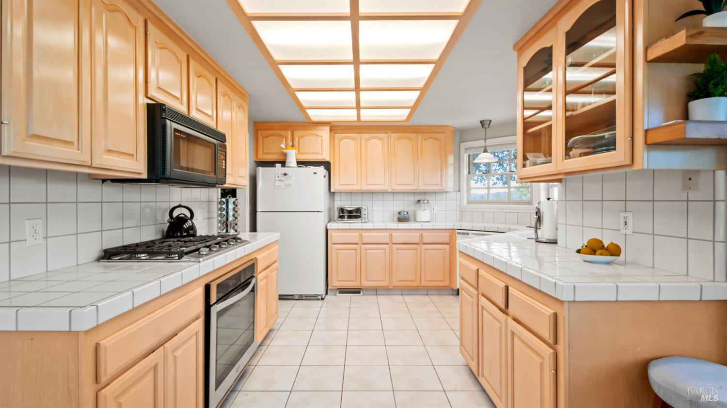 Detail Gallery Image 17 of 62 For 1477 Lawndale Rd, Kenwood,  CA 95452 - 3 Beds | 2/1 Baths