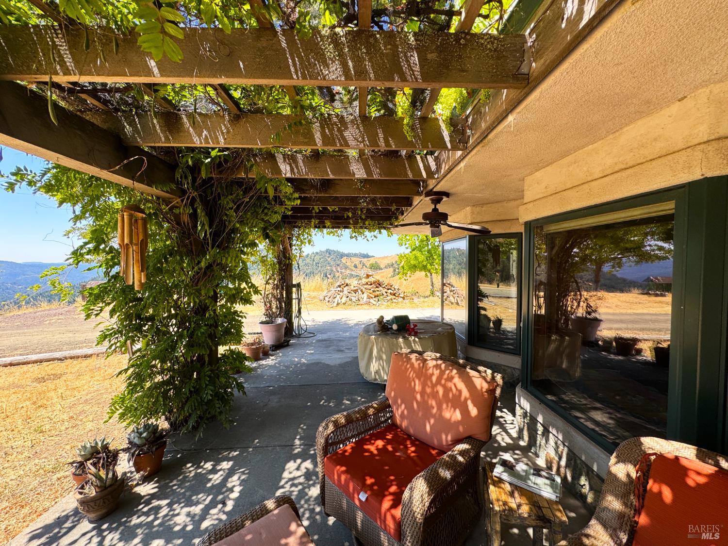 Detail Gallery Image 22 of 47 For 2980 Flat Rock Rd, Garberville,  CA 95542 - 3 Beds | 2 Baths