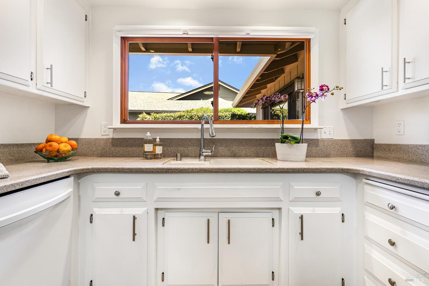Detail Gallery Image 17 of 61 For 8850 Oak Trail Dr, Santa Rosa,  CA 95409 - 2 Beds | 2 Baths