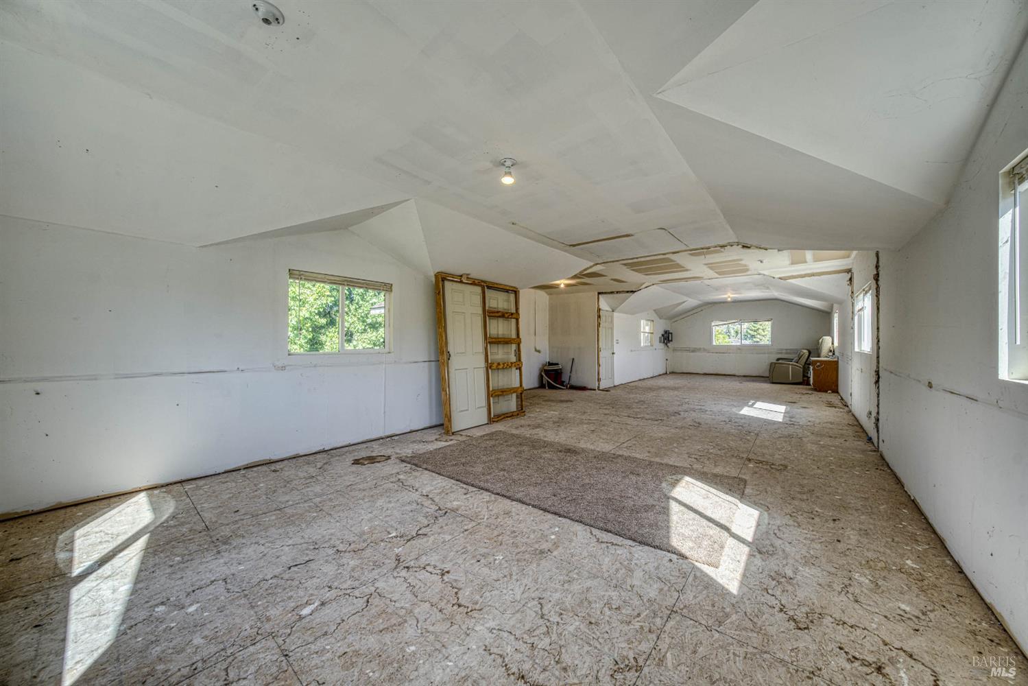 Detail Gallery Image 37 of 64 For 12902 Lakeland St, Clearlake Oaks,  CA 95423 - 4 Beds | 2/1 Baths