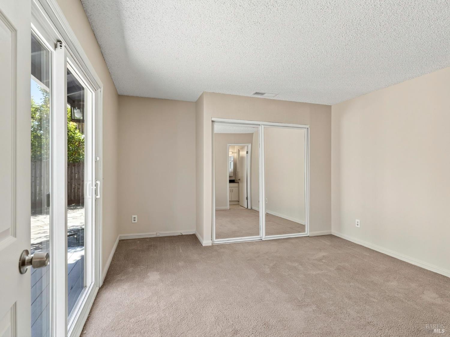 Detail Gallery Image 15 of 34 For 405 Simi Pl, Santa Rosa,  CA 95409 - 3 Beds | 2 Baths