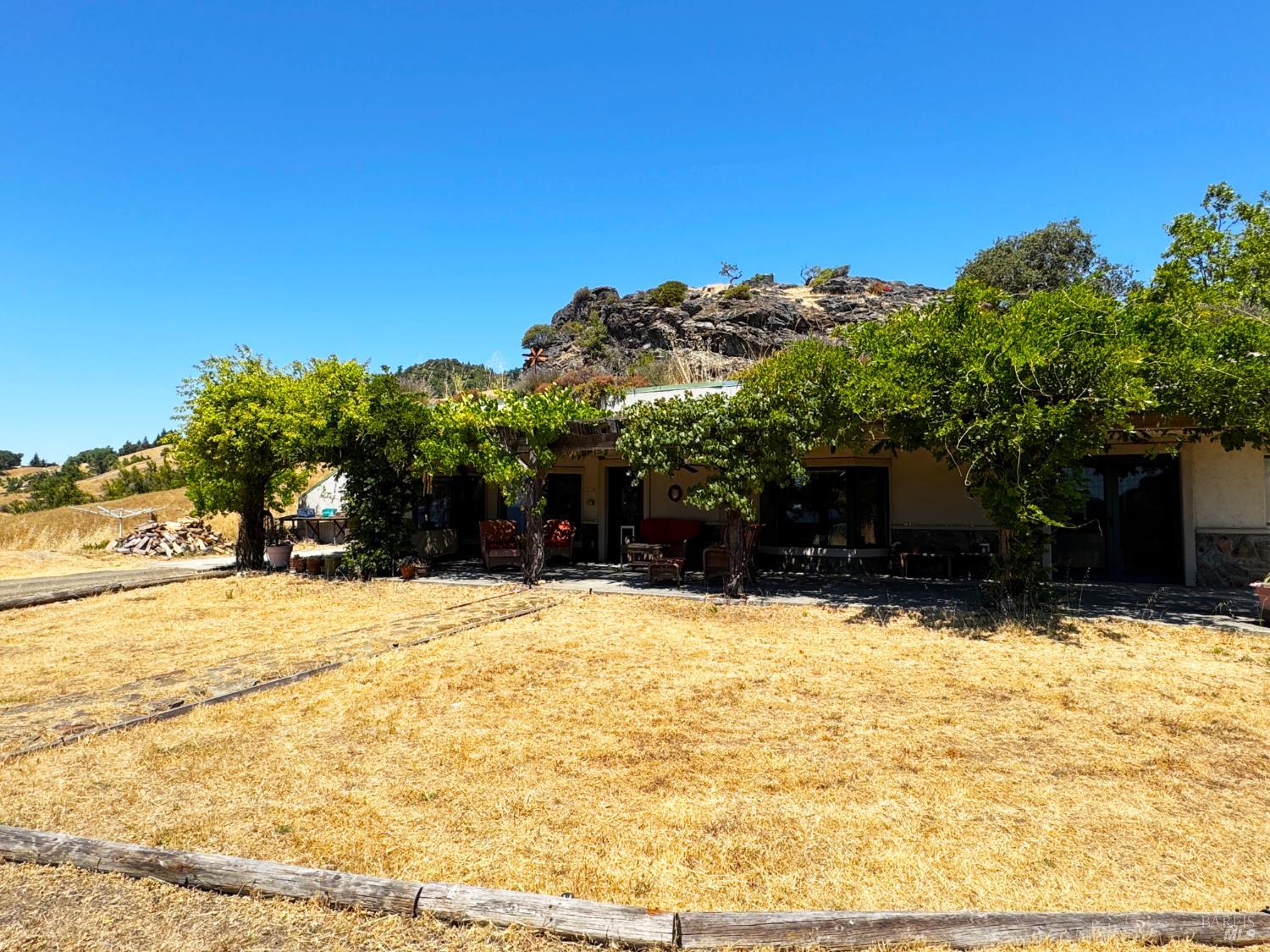 Detail Gallery Image 19 of 47 For 2980 Flat Rock Rd, Garberville,  CA 95542 - 3 Beds | 2 Baths