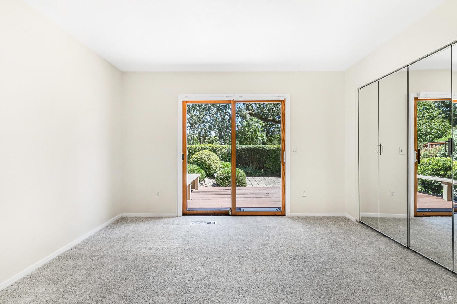 Detail Gallery Image 27 of 61 For 8850 Oak Trail Dr, Santa Rosa,  CA 95409 - 2 Beds | 2 Baths