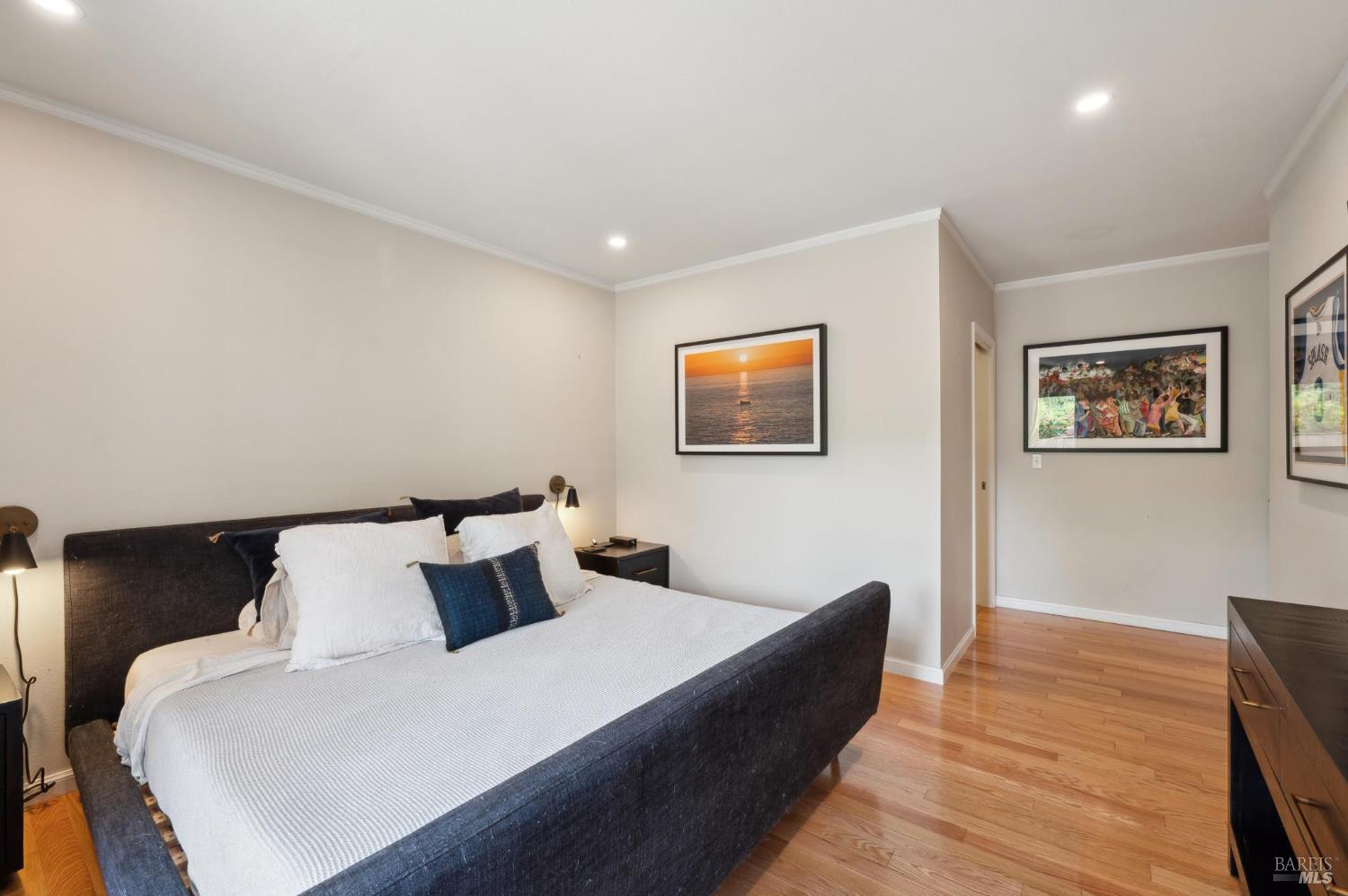 Detail Gallery Image 18 of 37 For 34 Creekside Ct, Corte Madera,  CA 94925 - 2 Beds | 2 Baths