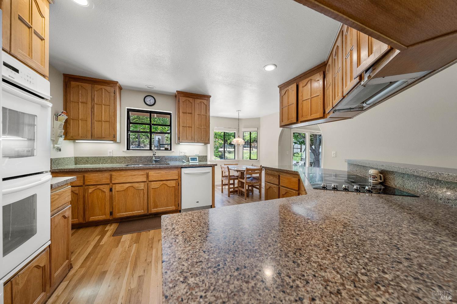Detail Gallery Image 19 of 71 For 8700 Red Hills Rd, Kelseyville,  CA 95451 - 5 Beds | 3 Baths