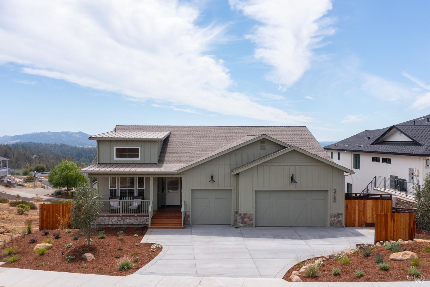 Detail Gallery Image 4 of 49 For 3788 Palazzo Ct, Santa Rosa,  CA 95404 - 4 Beds | 2/1 Baths