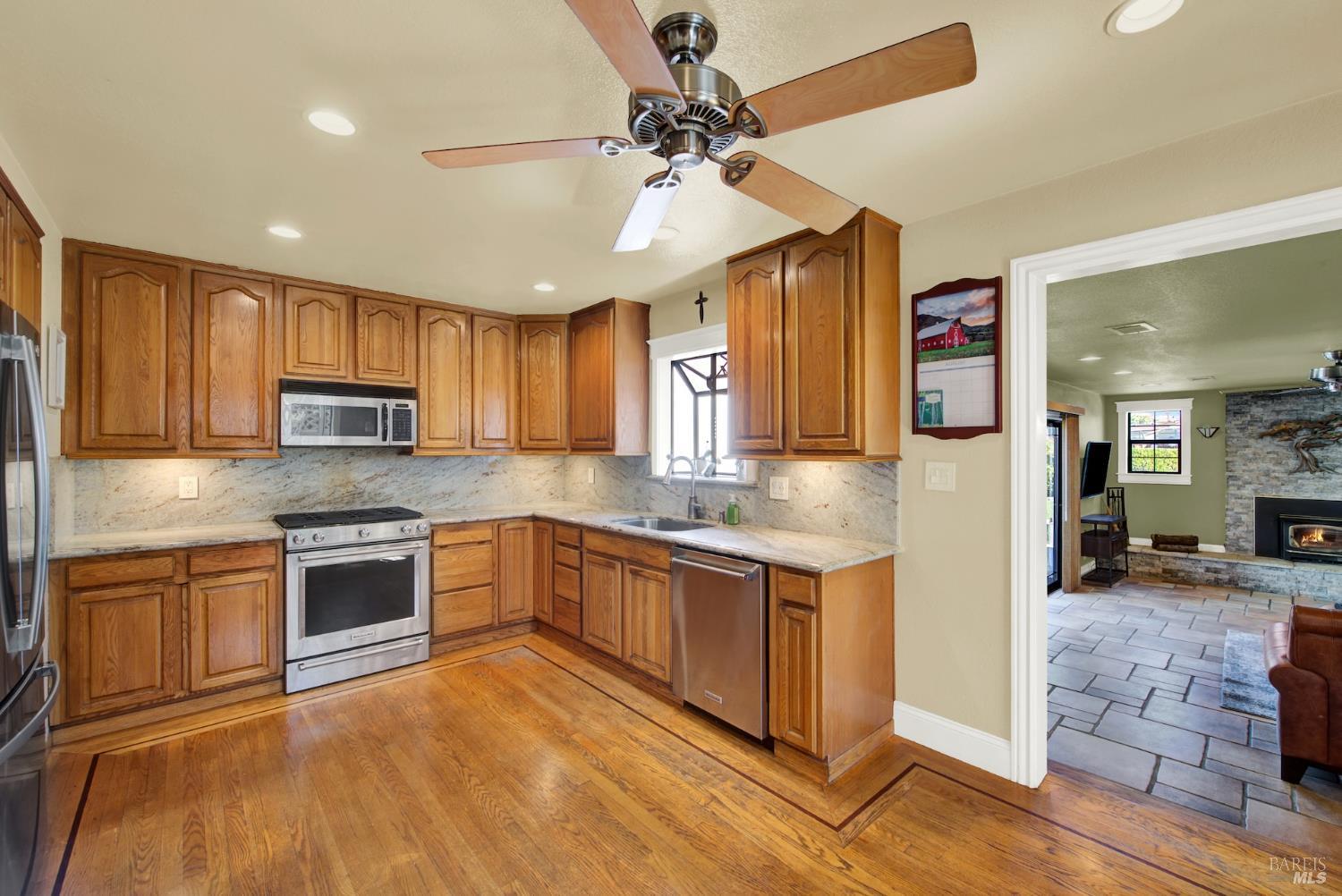 Detail Gallery Image 22 of 85 For 1835 Egret Ln, Hayward,  CA 94545 - 3 Beds | 2 Baths