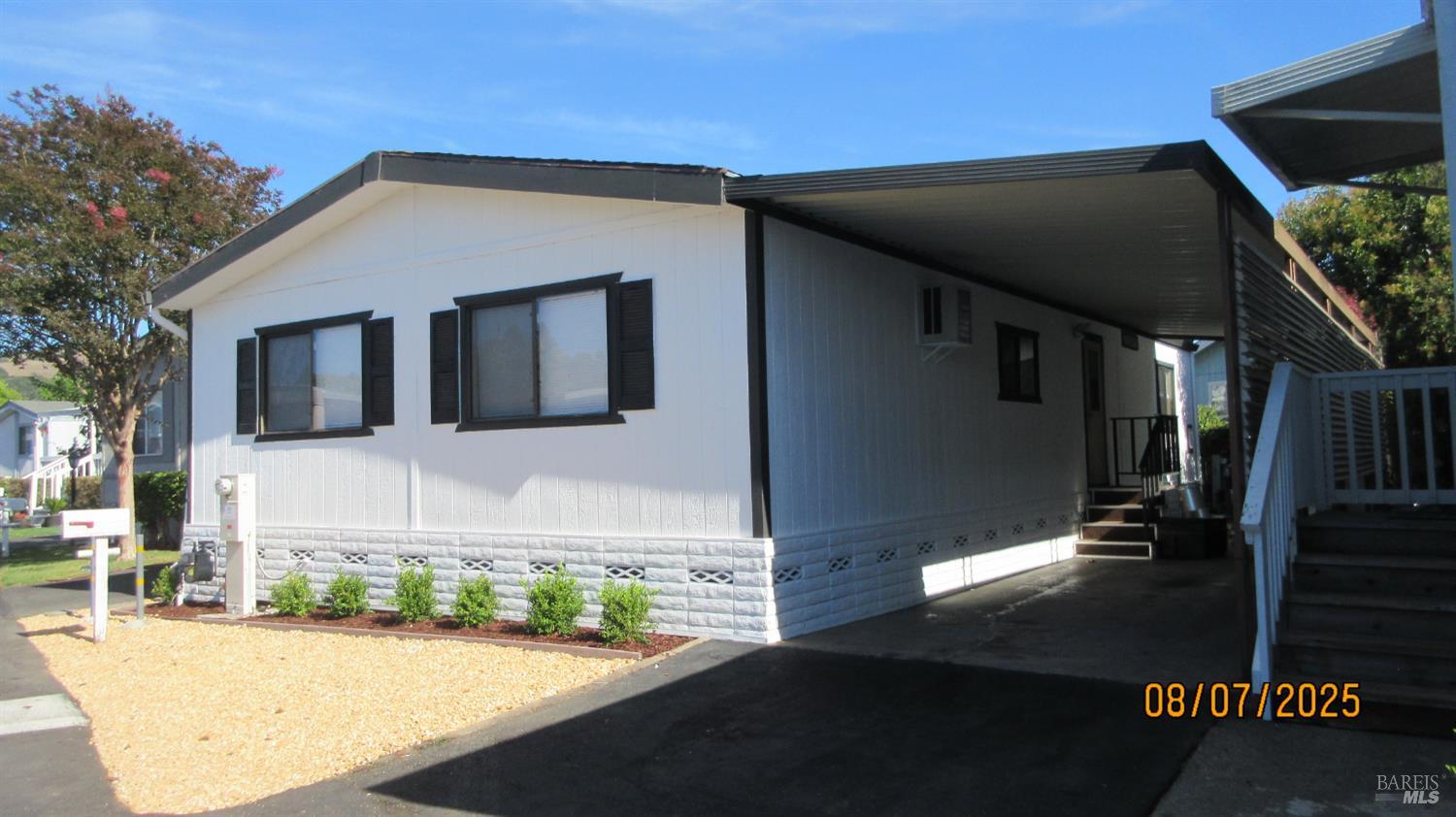 Detail Gallery Image 1 of 16 For 190 Apple Ln, Santa Rosa,  CA 95407 - 2 Beds | 2 Baths